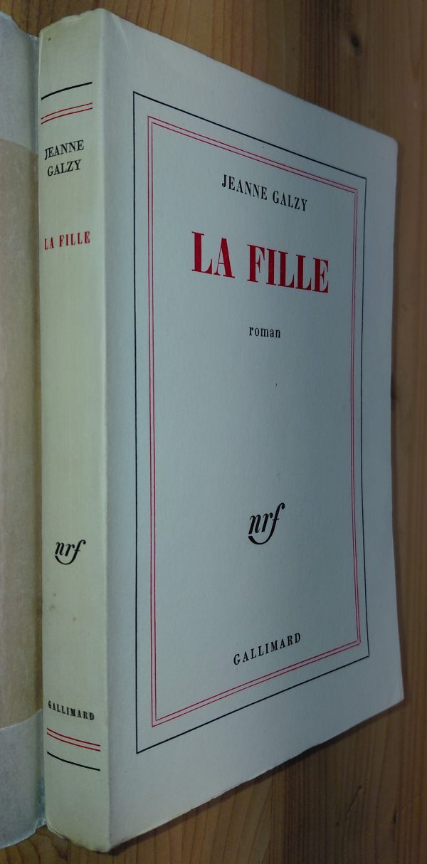 La Fille - Jeanne Galzy - Image principale